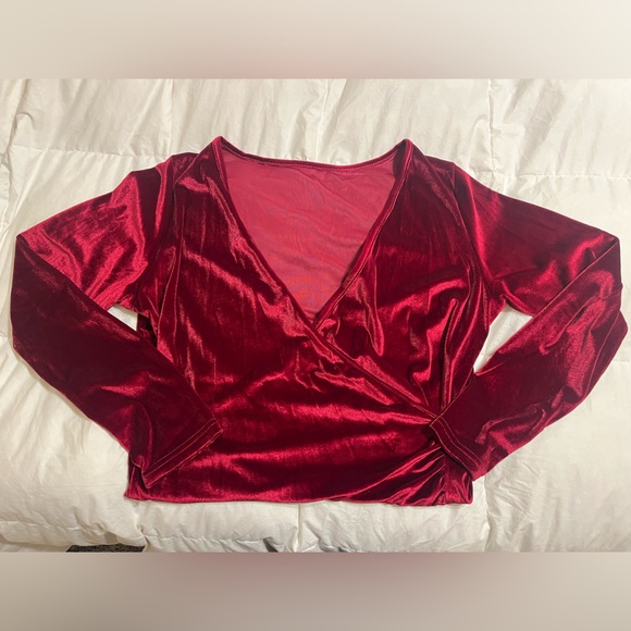 NEW Women’s Velvet Ruched Long Sleeve Wrap Mini Dress Burgundy Size Large 12 - Picture 5 of 10